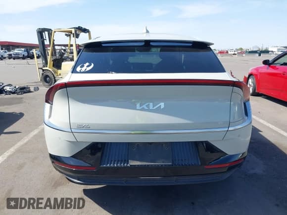 ✅ 2023 Kia EV6 Wind • VIN: KNDC34LA6P5124352 • Lot: 42497193. Listed on IAAI with 44,670 mi. Free auction sales archive from the USA and detailed vehicle history report at DreamBid. Image 16.