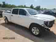 2023 Ram 1500 Tradesman z VIN 1C6RRENT4PN592651, wystawiony jako Copart lot #65405355 z przebiegiem 53 443 mil mil oraz Szkoda całkowita • Salvage title. Historia ofert i sprzedaży dostępna na DreamBid. Obrazek 4.