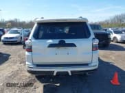 ✅ 2021 Toyota 4Runner Nightshade • VIN: JTEJU5JR4M5888601 • Lot: 41821809. Wystawiony na IAAI z przebiegiem 82 375 mil. Bezpłatny archiwum sprzedaży aukcyjnych z USA i szczegółowy raport historii pojazdu na DreamBid. Zdjęcie 17.