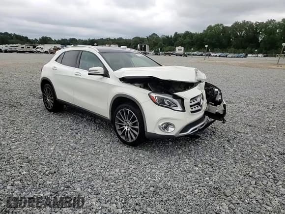 ✅ 2018 Mercedes-Benz GLA 250 • VIN: WDCTG4EB9JJ434224 • Lot: 71733595. Listed on Copart with 166,267 mi. Free auction sales archive from the USA and detailed vehicle history report at DreamBid. Image 14.