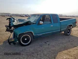 ✅ 1994 GMC Sierra 1500 • VIN: 1GTEC19KXRE562415 • Lot: 84640845. Wystawiony na Copart z przebiegiem 256 819 mil mil. Skorzystaj z bezpłatnego archiwum sprzedaży aukcyjnych z USA i zobacz szczegółowy raport historii pojazdu na DreamBid. Zdjęcie 1.