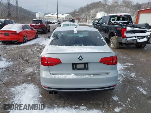 ✅ 2017 Volkswagen Jetta GLI • VIN: 3VW4T7AJXHM404678 • Lot: 43832249. Listed on IAAI with 114,536 mi. Free auction sales archive from the USA and detailed vehicle history report at DreamBid. Image 16.