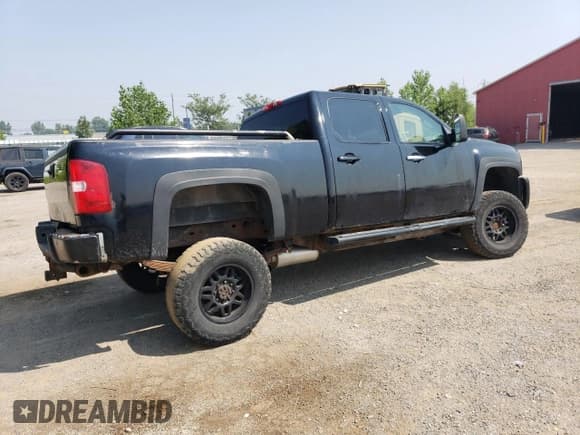✅ 2010 Chevrolet Silverado 2500HD LT • VIN: 1GC4KXBG5AF153325 • Lot: 64209595. Wystawiony na Copart z przebiegiem 347 651 mil. Bezpłatny archiwum sprzedaży aukcyjnych z USA i szczegółowy raport historii pojazdu na DreamBid. Zdjęcie 3.