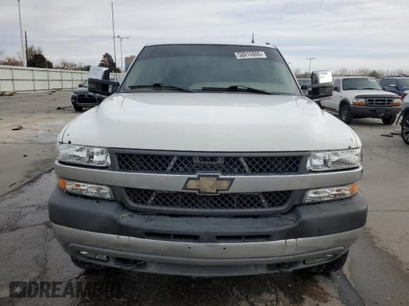 ✅ 2001 Chevrolet Silverado 2500HD • VIN: 1GCHK23131F147019 • Lot: 50015005. Wystawiony na Copart z przebiegiem 177 136 mil. Bezpłatny archiwum sprzedaży aukcyjnych z USA i szczegółowy raport historii pojazdu na DreamBid. Zdjęcie 5.