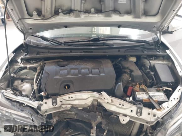 ✅ 2018 Toyota Corolla LE • VIN: 2T1BURHE7JC032520 • Lot: 43306272. Listed on IAAI with 326,796 mi. Free auction sales archive from the USA and detailed vehicle history report at DreamBid. Image 10.