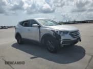 ✅ 2018 Hyundai Santa Fe 2.4L • VIN: 5XYZT3LB9JG545770 • Лот: 57638114. Опубликован ранее на Copart с пробегом Не указан. Бесплатный доступ к архиву аукционных продаж из США и подробный отчёт об истории автомобиля на DreamBid. Изображение 4.