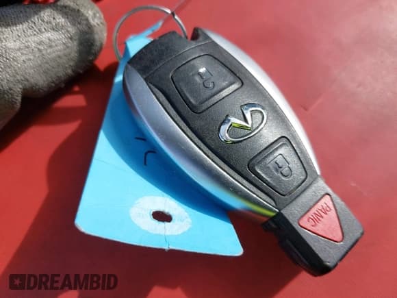 ✅ 2017 Infiniti QX30 Premium • VIN: SJKCH5CR0HA026128 • Лот: 43556047. Опубликован ранее на IAAI с пробегом 52 173 миль. Бесплатный доступ к архиву аукционных продаж из США и подробный отчёт об истории автомобиля на DreamBid. Изображение 11.