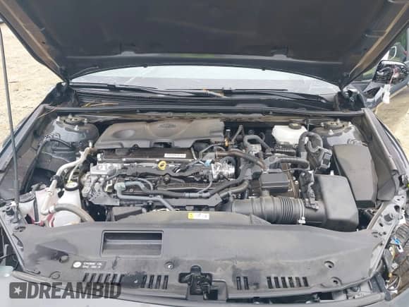 2025 Toyota Camry LE с VIN 4T1DAACK7SU105479, выставлен на аукционе IAAI как лот 42815655 с пробегом Не указан миль и . История ставок и продаж доступна на DreamBid. Изображение 10.