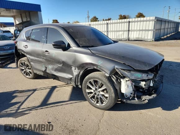 ✅ 2021 Mazda CX-5 Signature • VIN: JM3KFBEY3M0427011 • Lot: 90422385. Wystawiony na Copart z przebiegiem 79 818 mil. Bezpłatny archiwum sprzedaży aukcyjnych z USA i szczegółowy raport historii pojazdu na DreamBid. Zdjęcie 4.
