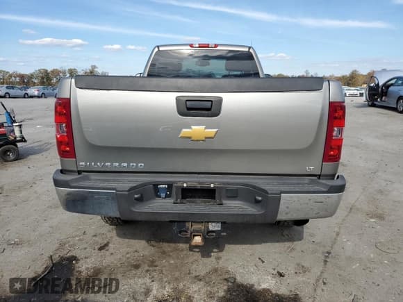 ✅ 2014 Chevrolet Silverado 2500HD LT • VIN: 1GC0KXCG0EF101300 • Lot: 89860795. Listed on Copart with 109,228 mi. Free auction sales archive from the USA and detailed vehicle history report at DreamBid. Image 6.
