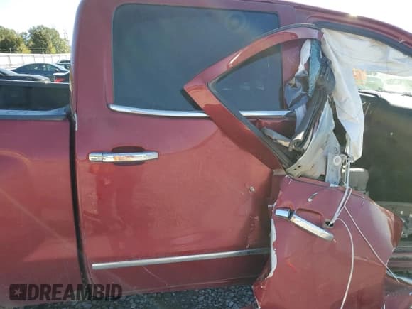 ✅ 2018 Chevrolet Silverado 1500 LTZ • VIN: 3GCUKSEC0JG529391 • Lot: 82593215. Wystawiony na Copart z przebiegiem 114 053 mil. Bezpłatny archiwum sprzedaży aukcyjnych z USA i szczegółowy raport historii pojazdu na DreamBid. Zdjęcie 10.