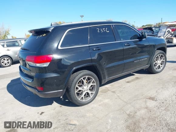 ✅ 2018 Jeep Grand Cherokee Limited • VIN: 1C4RJEBG2JC278782 • Lot: 43528545. Listed on IAAI with 98,046 mi. Free auction sales archive from the USA and detailed vehicle history report at DreamBid. Image 4.