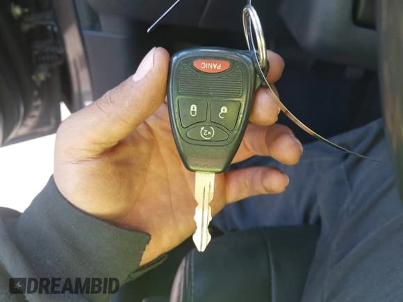 ✅ 2016 Jeep Patriot High Altitude • VIN: 1C4NJPFA7GD700547 • Lot: 43567000. Wystawiony na IAAI z przebiegiem 193 492 mil. Bezpłatny archiwum sprzedaży aukcyjnych z USA i szczegółowy raport historii pojazdu na DreamBid. Zdjęcie 11.