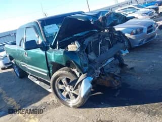 ✅ 2003 Chevrolet Silverado 1500 LS • VIN: 2GCEC19T531162635 • Лот: 41245127. Опубликован ранее на IAAI с пробегом Не указан. Бесплатный доступ к архиву аукционных продаж из США и подробный отчёт об истории автомобиля на DreamBid. Изображение 1.