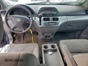 ✅ 2008 Honda Odyssey EX • VIN: 5FNRL38488B096304 • Лот: 94923815. Опубликован ранее на Copart с пробегом 157 176 миль. Бесплатный доступ к архиву аукционных продаж из США и подробный отчёт об истории автомобиля на DreamBid. Изображение 8.