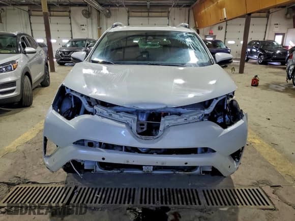 ✅ 2016 Toyota RAV4 Limited • VIN: JTMDJREV3GD023380 • Lot: 94873305. Listed on Copart with 253,985 mi. Free auction sales archive from the USA and detailed vehicle history report at DreamBid. Image 5.