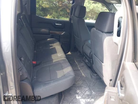 ✅ 2020 Chevrolet Silverado 1500 RST • VIN: 3GCUYEET0LG419931 • Lot: 42965947. Wystawiony na IAAI z przebiegiem 104 149 mil. Bezpłatny archiwum sprzedaży aukcyjnych z USA i szczegółowy raport historii pojazdu na DreamBid. Zdjęcie 8.