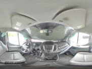 ✅ 2017 Ford Transit • VIN: 1FTYR2YM2HKA82387 • Lot: 60089965. Wystawiony na Copart z przebiegiem 147 625 mil. Bezpłatny archiwum sprzedaży aukcyjnych z USA i szczegółowy raport historii pojazdu na DreamBid. Zdjęcie 15.