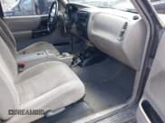 ✅ 1999 Ford Ranger XLT • VIN: 1FTZR15X6XTA66957 • Lot: 42650632. Listed on IAAI with 301,523 mi. Free auction sales archive from the USA and detailed vehicle history report at DreamBid. Image 5.