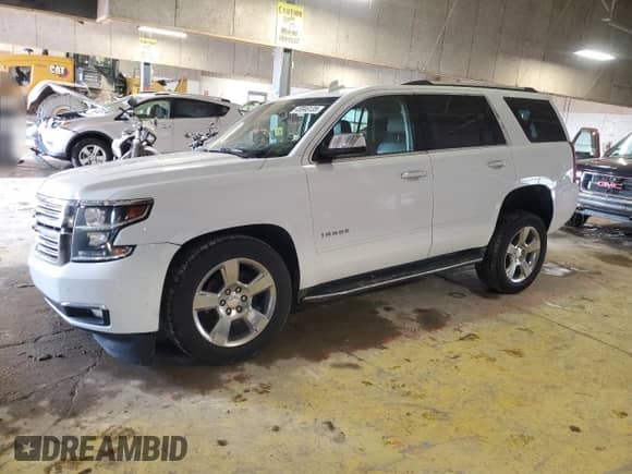 2020 Chevrolet Tahoe Premier with VIN 1GNSKCKC2LR233350, listed as a Copart auction lot 45846135 with 101,476 mi miles and Salvage title. Bid and sale history available at DreamBid. Image 1.