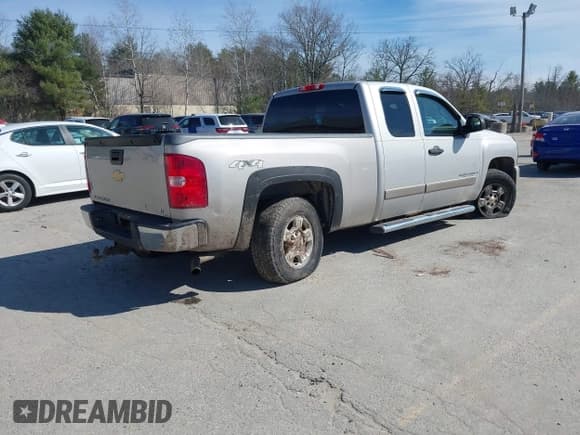 ✅ 2008 Chevrolet Silverado 1500 1LT • VIN: 2GCEK19C081151598 • Lot: 41914568. Listed on IAAI with 249,448 mi. Free auction sales archive from the USA and detailed vehicle history report at DreamBid. Image 4.
