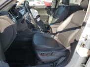 ✅ 2019 Volkswagen Tiguan SE • VIN: 3VV3B7AX7KM092026 • Lot: 80960775. Wystawiony na Copart z przebiegiem 93 826 mil. Bezpłatny archiwum sprzedaży aukcyjnych z USA i szczegółowy raport historii pojazdu na DreamBid. Zdjęcie 7.