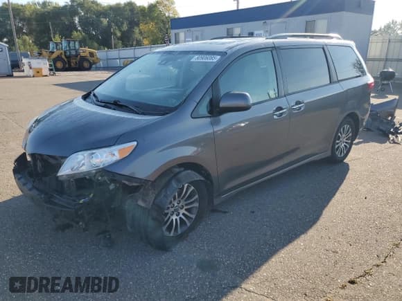 ✅ 2018 Toyota Sienna XLE Auto Access Seat • VIN: 5TDYZ3DC7JS941426 • Lot: 80906085. Listed on Copart with 178,603 mi. Free auction sales archive from the USA and detailed vehicle history report at DreamBid. Image 1.