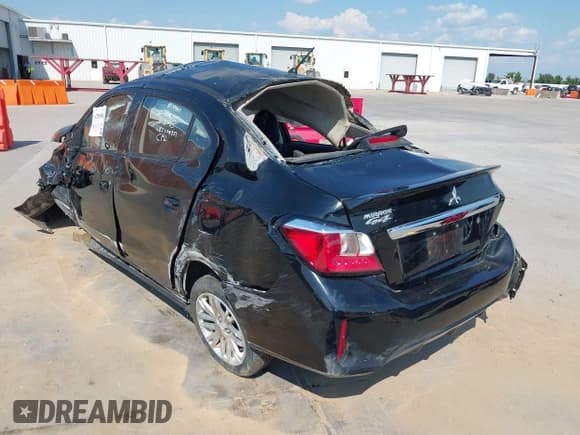 ✅ 2024 Mitsubishi Mirage ES • VIN: ML32FUFJ7RHF01602 • Lot: 42965062. Wystawiony na IAAI z przebiegiem 32 097 mil. Bezpłatny archiwum sprzedaży aukcyjnych z USA i szczegółowy raport historii pojazdu na DreamBid. Zdjęcie 3.