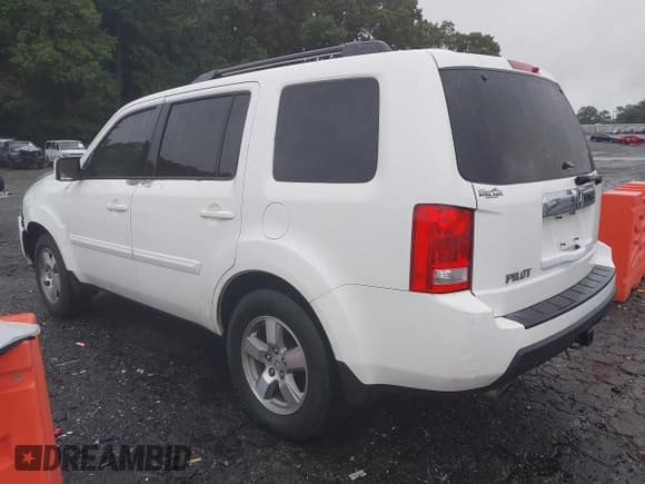 ✅ 2009 Honda Pilot EX-L • VIN: 5FNYF38549B024805 • Lot: 42904416. Wystawiony na IAAI z przebiegiem 221 601 mil. Bezpłatny archiwum sprzedaży aukcyjnych z USA i szczegółowy raport historii pojazdu na DreamBid. Zdjęcie 3.