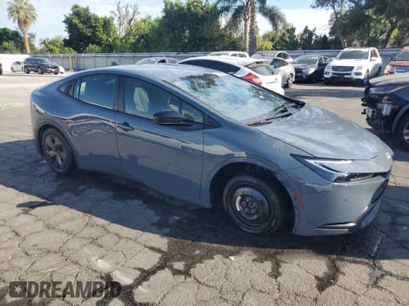 2024 Toyota Prius LE with VIN JTDACAAU8R3016820, listed as a Copart auction lot 83837295 with 33,310 mi miles and Salvage title. Bid and sale history available at DreamBid. Image 4.
