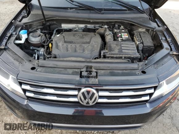 ✅ 2018 Volkswagen Tiguan SEL • VIN: 3VV3B7AX2JM137890 • Лот: 48318645. Опубликован ранее на Copart с пробегом 112 602 миль. Бесплатный доступ к архиву аукционных продаж из США и подробный отчёт об истории автомобиля на DreamBid. Изображение 12.