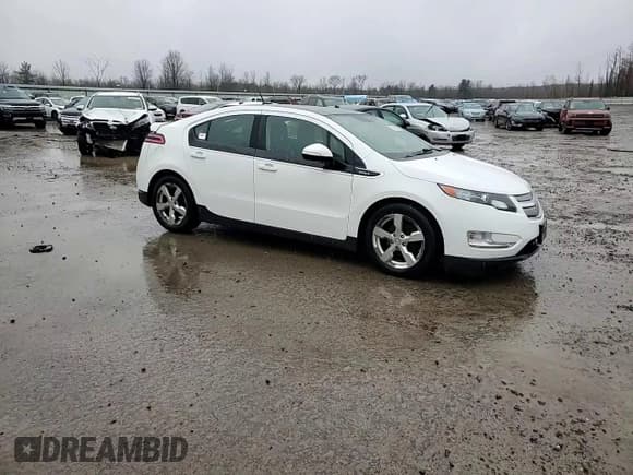 ✅ 2012 Chevrolet Volt • VIN: 1G1RA6E44CU112115 • Lot: 83886704. Wystawiony na Copart z przebiegiem 145 561 mil. Bezpłatny archiwum sprzedaży aukcyjnych z USA i szczegółowy raport historii pojazdu na DreamBid. Zdjęcie 13.