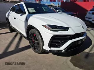 ✅ 2021 Lamborghini Urus • VIN: ZPBUA1ZL6MLA12443 • Lot: 92322125. Wystawiony na Copart z przebiegiem 20 631 mil. Bezpłatny archiwum sprzedaży aukcyjnych z USA i szczegółowy raport historii pojazdu na DreamBid. Zdjęcie 1.