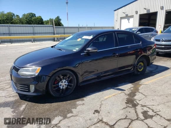 ✅ 2013 Volkswagen Jetta Autobahn • VIN: 3VW467AJ2DM265082 • Lot: 60463934. Listed on Copart with 214,483 mi. Free auction sales archive from the USA and detailed vehicle history report at DreamBid. Image 1.
