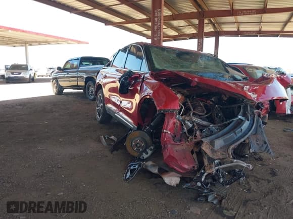 ✅ 2023 Lincoln Corsair Standard • VIN: 5LMCJ1CA9PUL22376 • Lot: 42207647. Wystawiony na IAAI z przebiegiem Nie podano. Bezpłatny archiwum sprzedaży aukcyjnych z USA i szczegółowy raport historii pojazdu na DreamBid. Zdjęcie 1.