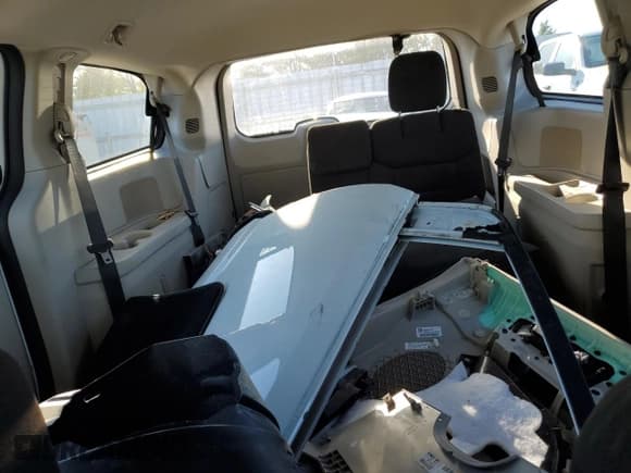 ✅ 2020 Dodge Grand Caravan SE Plus • VIN: 2C4RDGBG4LR246915 • Lot: 85847165. Wystawiony na Copart z przebiegiem Nie podano. Bezpłatny archiwum sprzedaży aukcyjnych z USA i szczegółowy raport historii pojazdu na DreamBid. Zdjęcie 10.