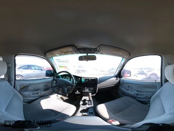 ✅ 2001 Toyota Tacoma PreRunner • VIN: 5TEGN92N21Z772434 • Lot: 43725357. Listed on IAAI with 344,649 mi. Free auction sales archive from the USA and detailed vehicle history report at DreamBid. Image 19.