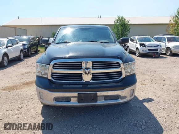 2017 Ram 1500 SLT с VIN 1C6RR7LG9HS618276, выставлен на аукционе IAAI как лот 43015174 с пробегом 110 875 миль миль и . История ставок и продаж доступна на DreamBid. Изображение 12.