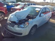 ✅ 2008 Hyundai Accent GLS • VIN: KMHCN46C88U185034 • Лот: 41220267. Опубликован ранее на IAAI с пробегом 247 174 миль. Бесплатный доступ к архиву аукционных продаж из США и подробный отчёт об истории автомобиля на DreamBid. Изображение 18.