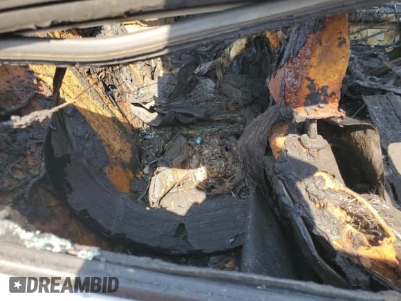 ✅ 2014 Hyundai Veloster • VIN: KMHTC6AD4EU189594 • Lot: 62997384. Wystawiony na Copart z przebiegiem Nie podano. Bezpłatny archiwum sprzedaży aukcyjnych z USA i szczegółowy raport historii pojazdu na DreamBid. Zdjęcie 10.