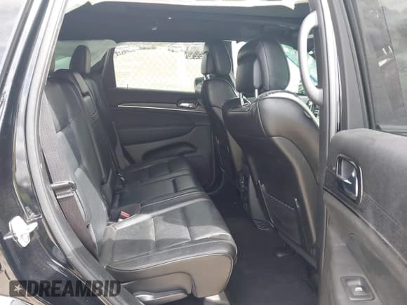 ✅ 2020 Jeep Grand Cherokee Overland • VIN: 1C4RJFCG8LC431009 • Lot: 41915189. Listed on IAAI with 58,669 mi. Free auction sales archive from the USA and detailed vehicle history report at DreamBid. Image 8.
