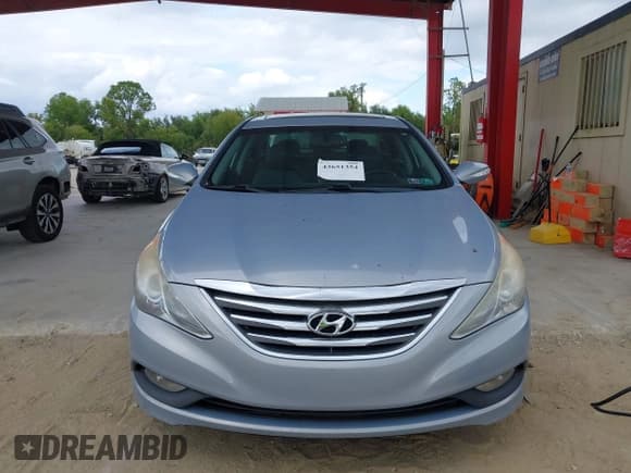 ✅ 2014 Hyundai Sonata Limited • VIN: 5NPEC4AB8EH893548 • Lot: 43651354. Wystawiony na IAAI z przebiegiem 130 317 mil. Bezpłatny archiwum sprzedaży aukcyjnych z USA i szczegółowy raport historii pojazdu na DreamBid. Zdjęcie 6.