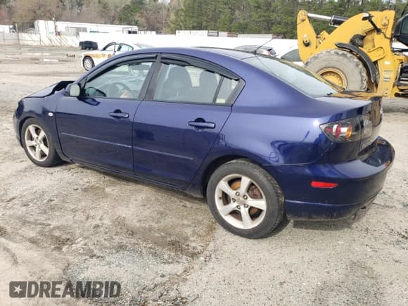 ✅ 2005 Mazda 3 s • VIN: JM1BK323051287045 • Лот: 50876495. Опубликован ранее на Copart с пробегом 155 405 миль. Бесплатный доступ к архиву аукционных продаж из США и подробный отчёт об истории автомобиля на DreamBid. Изображение 2.