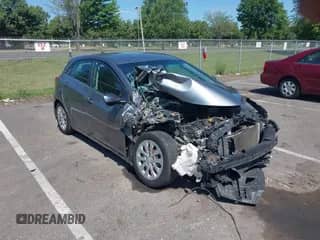 2017 Hyundai Elantra с VIN KMHD35LH9HU363274, выставлен на аукционе IAAI как лот 43059241 с пробегом 76 363 миль миль и . История ставок и продаж доступна на DreamBid. Изображение 1.