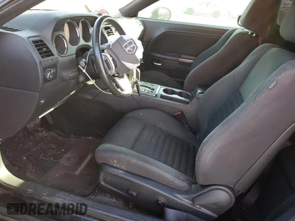 ✅ 2014 Dodge Challenger SXT • VIN: 2C3CDYAG9EH302356 • Lot: 77893344. Wystawiony na Copart z przebiegiem 155 123 mil. Bezpłatny archiwum sprzedaży aukcyjnych z USA i szczegółowy raport historii pojazdu na DreamBid. Zdjęcie 7.