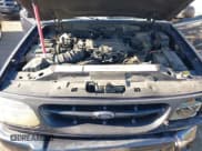 ✅ 2000 Ford Explorer • VIN: 1FMZU85P9YZA08844 • Лот: 43719692. Опубликован ранее на IAAI с пробегом 184 017 миль. Бесплатный доступ к архиву аукционных продаж из США и подробный отчёт об истории автомобиля на DreamBid. Изображение 10.