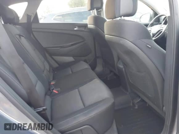 2016 Hyundai Tucson SE z VIN KM8J33A46GU235712, wystawiony jako IAAI lot #43602206 z przebiegiem 88 238 mil mil oraz . Historia ofert i sprzedaży dostępna na DreamBid. Obrazek 8.