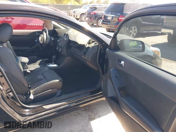 ✅ 2010 Nissan Altima SR • VIN: 1N4BL2EP0AC117794 • Lot: 43455174. Wystawiony na IAAI z przebiegiem 76 578 mil. Bezpłatny archiwum sprzedaży aukcyjnych z USA i szczegółowy raport historii pojazdu na DreamBid. Zdjęcie 5.