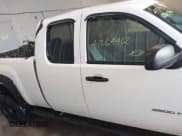 ✅ 2009 Chevrolet Silverado 2500HD • VIN: 1GCHK49699E105437 • Лот: 41264462. Опубликован ранее на IAAI с пробегом 306 561 миль. Бесплатный доступ к архиву аукционных продаж из США и подробный отчёт об истории автомобиля на DreamBid. Изображение 13.