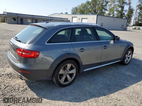 ✅ 2013 Audi allroad A4 Premium Plus • VIN: WA1UFAFL5DA063306 • Лот: 69213045. Опубликован ранее на Copart с пробегом 186 070 миль. Бесплатный доступ к архиву аукционных продаж из США и подробный отчёт об истории автомобиля на DreamBid. Изображение 3.